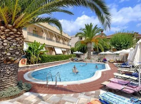 Hotell Lefktron 2*