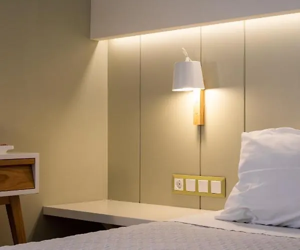 Lefktron Hotel Stoúpa