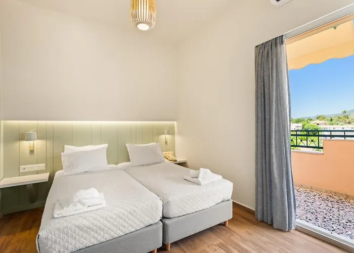 Hotel Lefktron Stoúpa