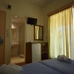 Hotel Lefktron Stoupa