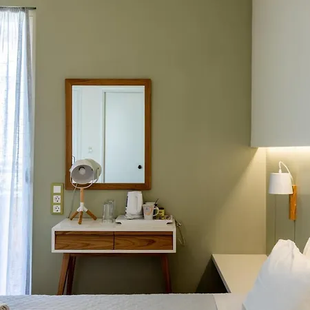 Lefktron Hotel 2*