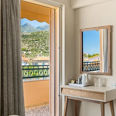 Lefktron Hotel Stoúpa