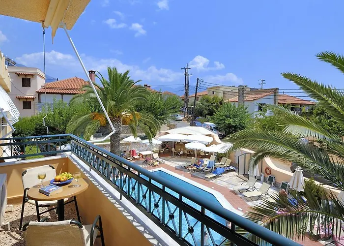 فندق Lefktron 2*