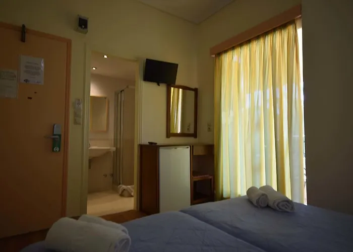 Hotel Lefktron Stoúpa