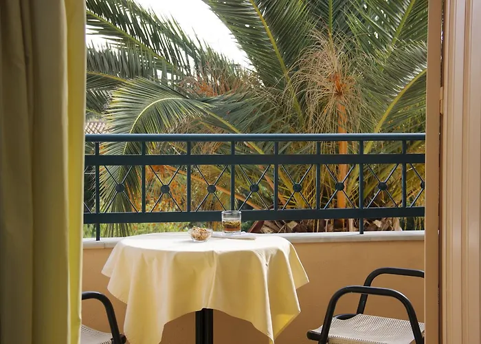 Lefktron فندق 2*