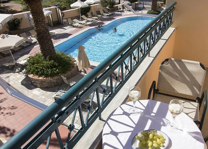 Lefktron Hotel Stoúpa